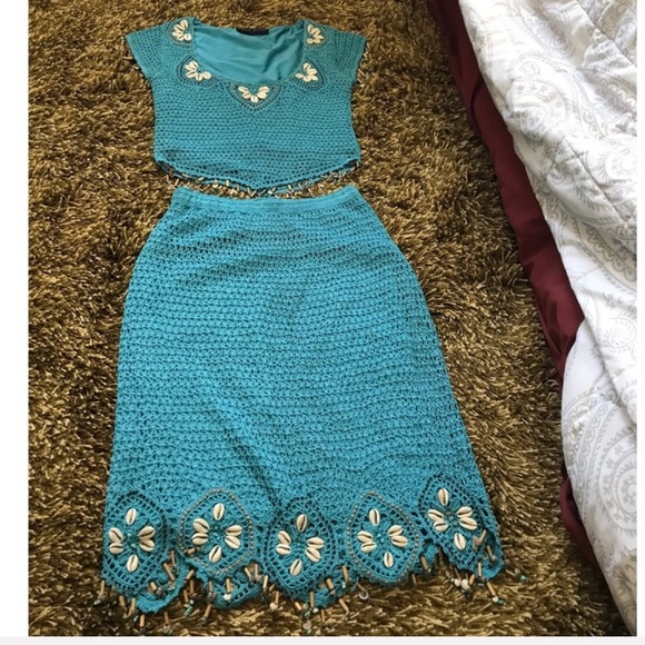 Karen Millen Dresses & Skirts - Karen Millen crotchet shell beaded two pie…